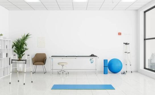 Sprzęt rehabilitacyjny dostępny online – jakie są opcje?