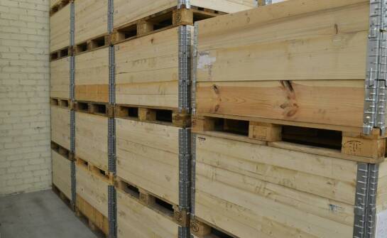 Techniki zabezpieczania towarów w opakowaniach drewnianych