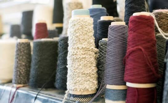 Dlaczego warto wybierać włóczki kaszmir do eleganckich dzianin?