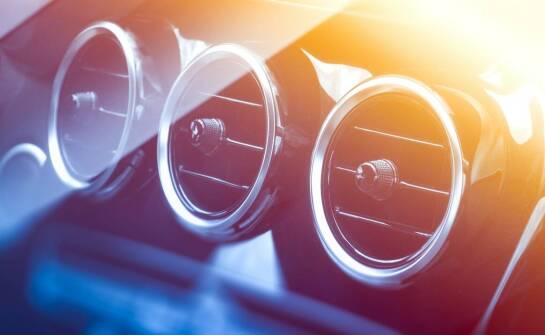 Stabilizator UV do folii – dlaczego jest niezbędny w przemyśle?