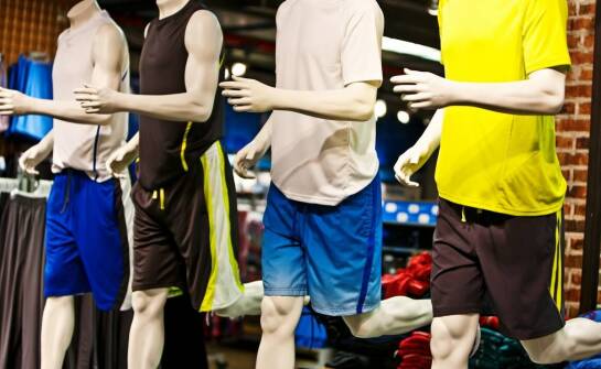 Obuwie sportowe dla aktywnych – co warto wiedzieć przed zakupem?