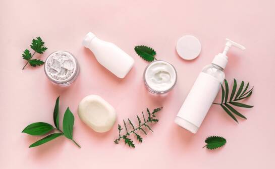Dlaczego warto inwestować w kosmetyki z naturalnymi składnikami od ava & may?