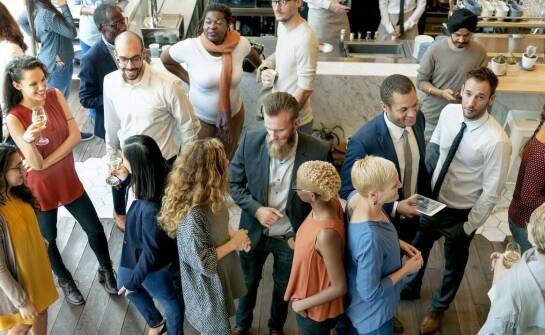 Jakie mechanizmy motywacyjne zwiększają atrakcyjność programów lojalnościowych?