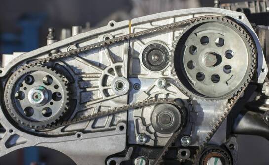 Jak pas zębaty może poprawić wydajność linii produkcyjnej?