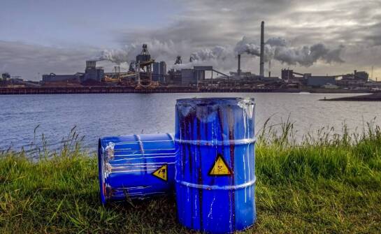 Kontenery na odpady niebezpieczne a minimalizacja zagrożeń ekologicznych