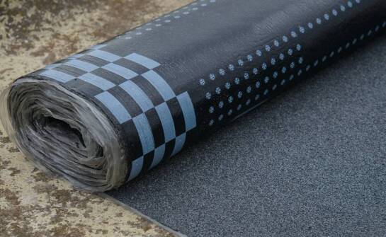 Bezspoinowa struktura folii hydroizolacyjnej – minimalizacja ryzyka przecieków