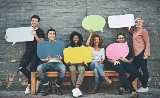 Mobilność i dostępność systemów głosowania online na każdym urządzeniu