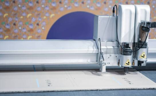 Wpływ cięcia poliwęglanu na ochronę środowiska – co warto wiedzieć?