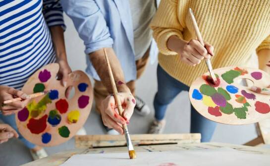 Jak kursy wakacyjne mogą stać się początkiem pasji do sztuki?