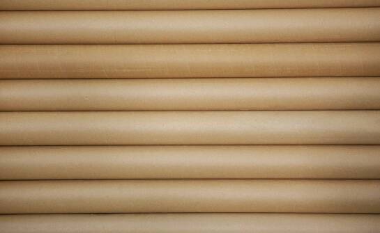 Wykorzystanie tektury falistej w przemyśle opakowaniowym – zalety i wyzwania