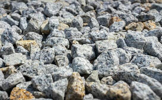 Jak kosze gabionowe wpływają na ochronę przed czynnikami atmosferycznymi?