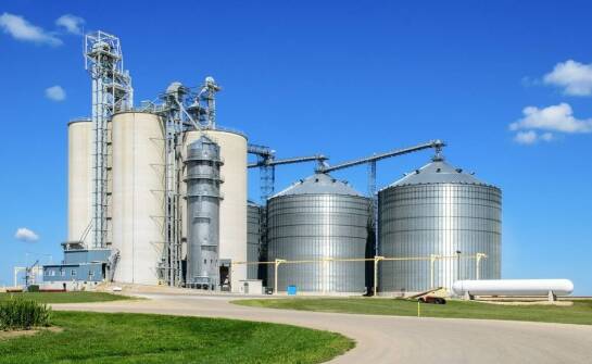 Jakie są zalety stosowania zaawansowanych systemów kontroli jakości w produkcji pelletu?