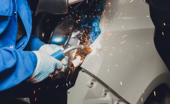 Rola hartowania indukcyjnego w poprawie wydajności maszyn rolniczych