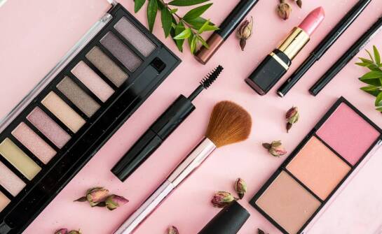 Prawo reklamowe w branży kosmetycznej: Kluczowe regulacje