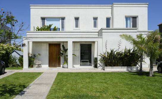 Jak projekty domów jednorodzinnych wpływają na komfort życia mieszkańców?