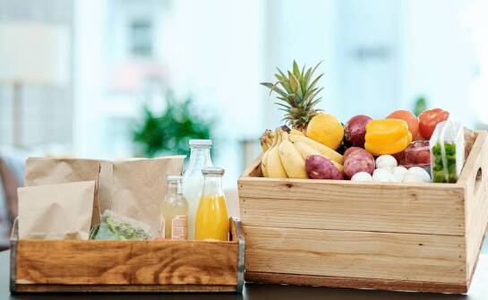 Jak papierowe tray'e mogą zrewolucjonizować pakowanie produktów spożywczych