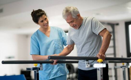 Rehabilitacja po operacjach naczyniowych: jak skutecznie wrócić do zdrowia?