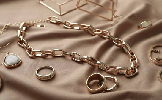 Przewodnik po wyborze srebrnych półfabrykatów do bransoletek