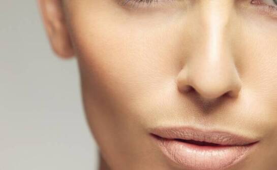 Proces regeneracji skóry po zabiegu żelazkiem antycellulitowym