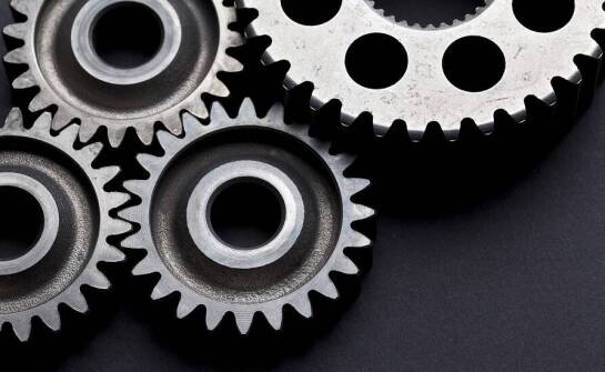 Jak kontrola jakości wpływa na wydajność kół zębatych?