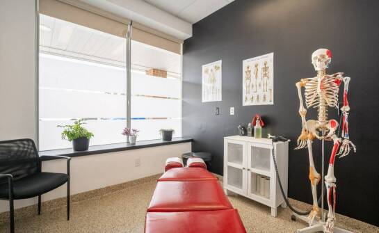 Jakie usługi rehabilitacyjne oferuje szpital specjalizujący się w ortopedii?