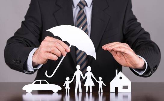 Jak prawo ubezpieczeniowe wpływa na proces likwidacji szkód?