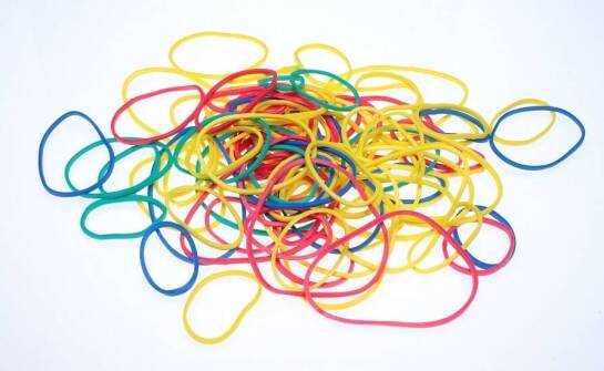 Jak gumki recepturki wspierają organizację i pakowanie produktów?