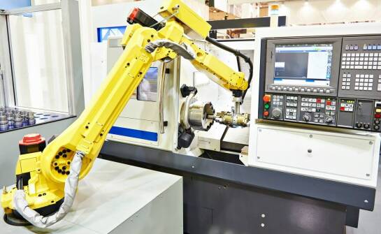 Jak nowoczesne maszyny CNC usprawniają proces szlifowania otworów?