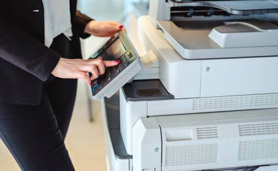 Jak szybkość druku w urządzeniach wielofunkcyjnych wpływa na produktywność biura?