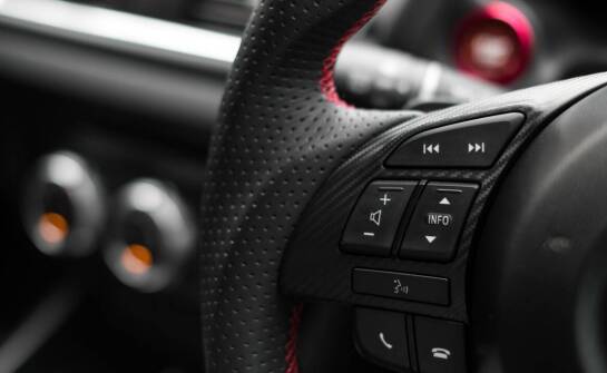 Wpływ akcesoriów do toyoty na komfort i bezpieczeństwo jazdy