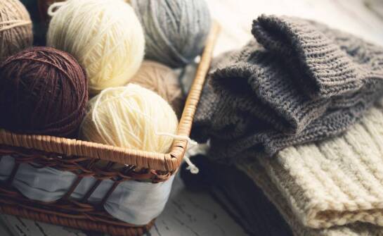 Jak łódzki producent swetrów wspiera lokalną modę i gospodarkę?