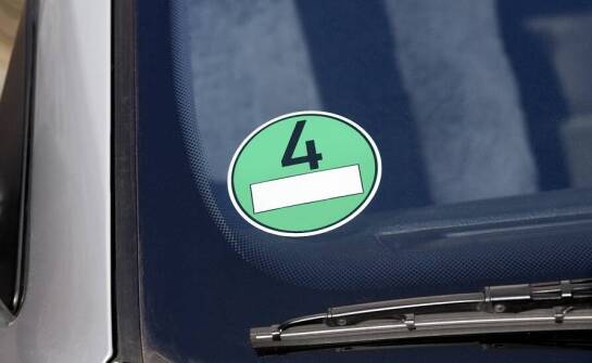 Jakie są najlepsze praktyki w budowie stref czystego transportu?