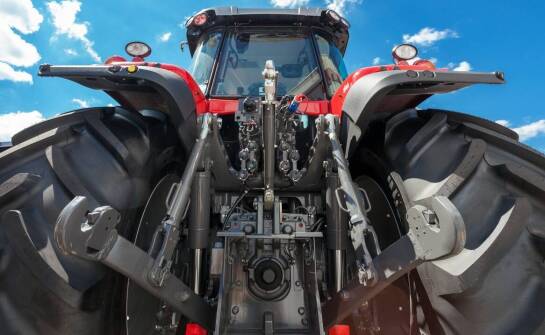 Jakie cechy opryskiwaczy Hardi wyróżniają je na tle konkurencji?