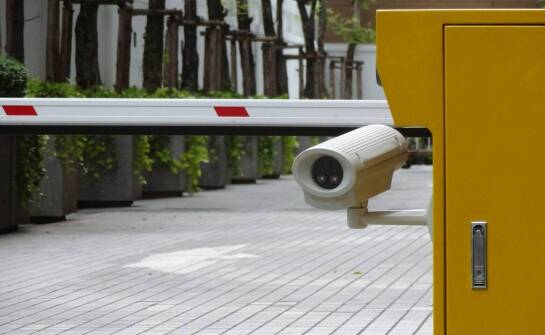 Jakie są różnice między stalowymi a aluminiowymi blokadami parkingowymi?