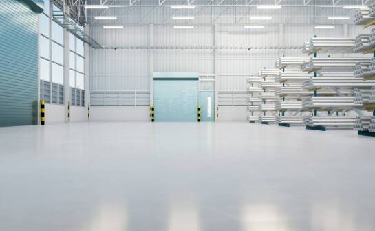 Rola drzwi szybkobieżnych rolowanych w utrzymaniu optymalnych warunków magazynowania