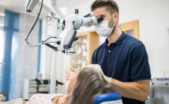 Kamfenol w praktyce – jak wpływa na komfort pracy dentysty?