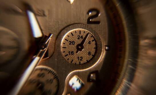 Sztuka grawerowania zegarków: jak dodać osobisty akcent do czasomierza?