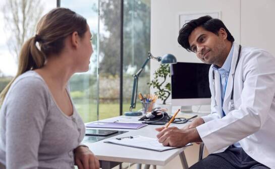 Jakie są opinie na temat skuteczności porad endokrynologicznych u dr Sylwii Widomskiej?