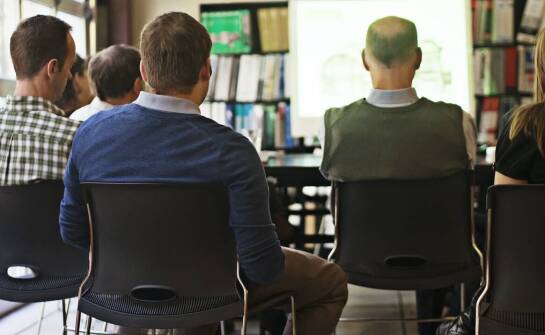 Szkolenia BHP Warszawa: Najczęściej zadawane pytania i odpowiedzi