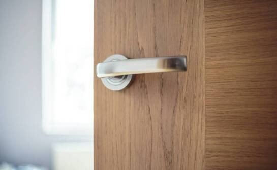 Znaczenie drzwi ppoż. EI 120 w ochronie przeciwpożarowej