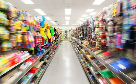 Jakie są korzyści wynikające z aktualizacji asortymentu w hurtowniach?