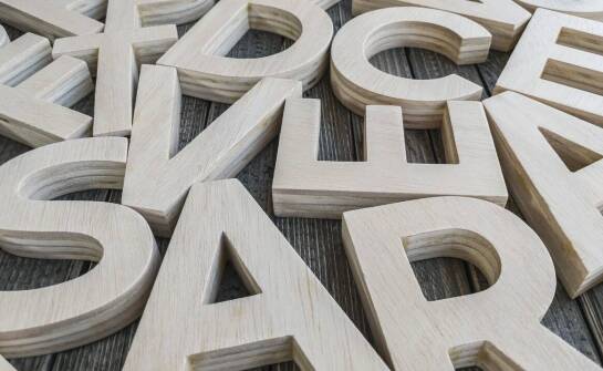 Jak dobór materiałów do liter 3D wpływa na ich trwałość i estetykę?