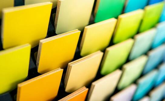 Jakie materiały wykończeniowe oferuje tani skład budowlany?