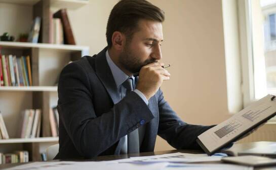 Jakie są kluczowe elementy skutecznego doradztwa finansowego dla firm?