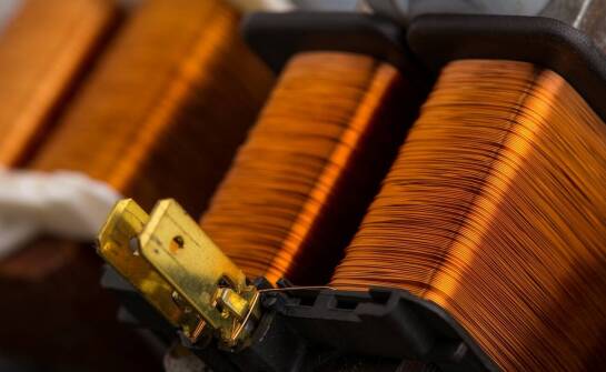 Jakie są zastosowania silnika DC 48V w inteligentnych systemach zarządzania energią?