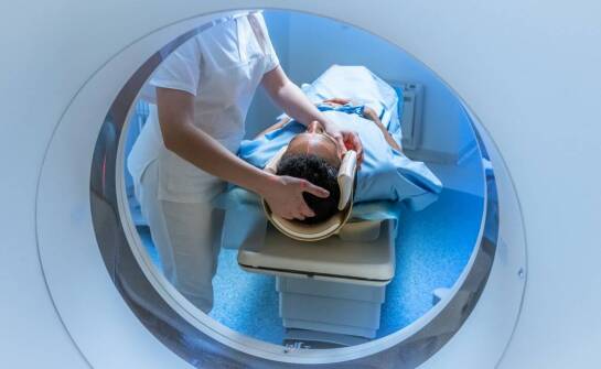 Innowacyjne technologie w dziedzinie tomografii komputerowej – co oferuje rynek?