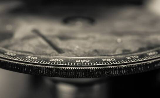 Wycena monet – jakie czynniki są brane pod uwagę w profesjonalnej ocenie?