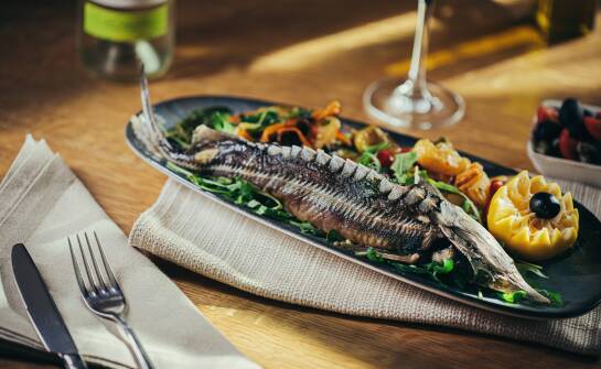 Sztuka serwowania: Jak dbamy o szczegóły dań?