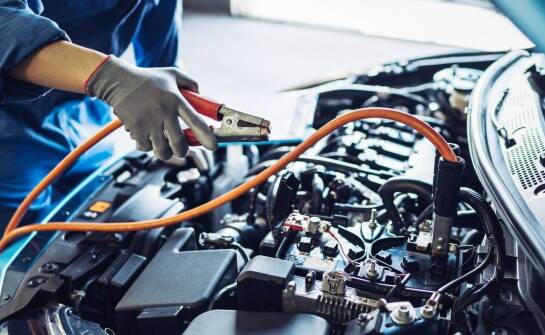 Dlaczego warto oddać zużyty akumulator do profesjonalnego skupu?