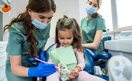 Edukacja rodziców jako kluczowy element profilaktyki stomatologicznej u dzieci